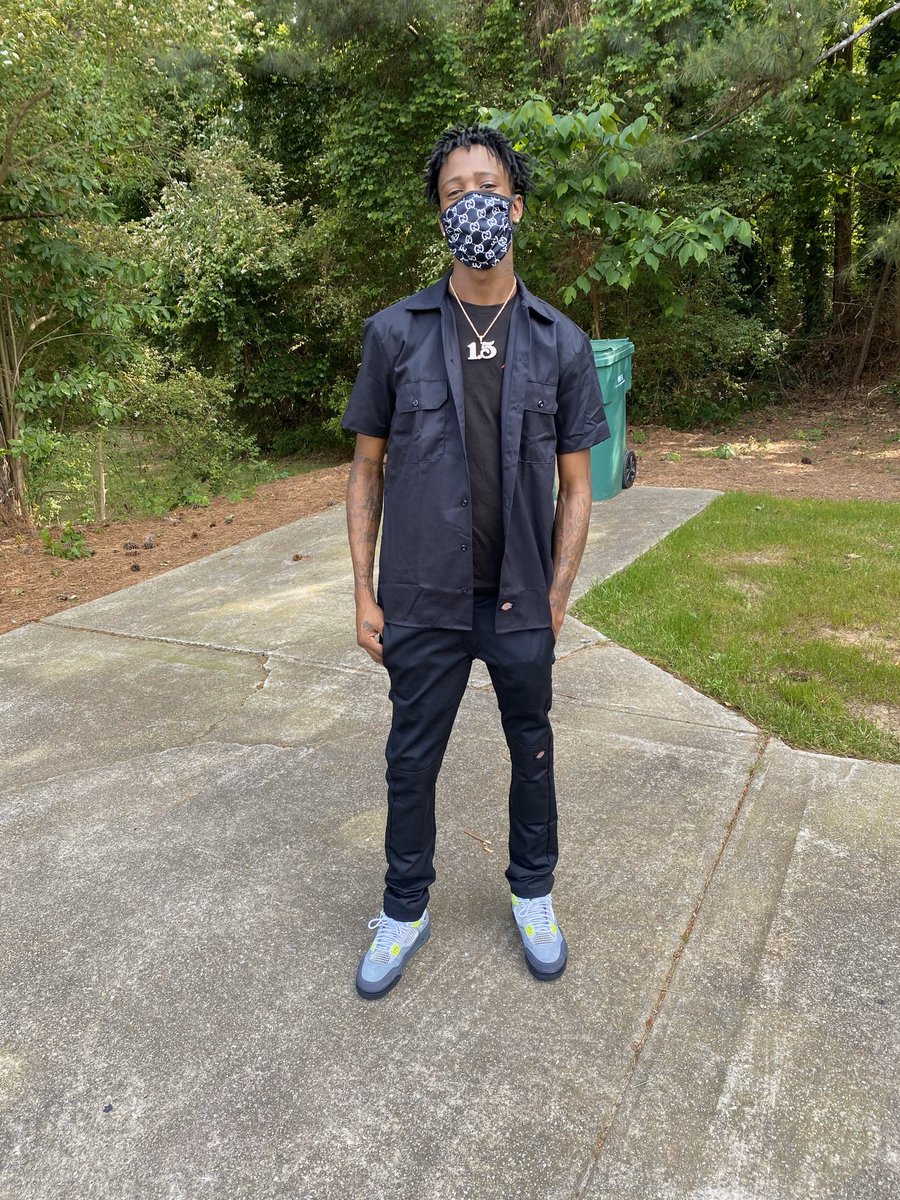 yungmal__15's tweet photo. ON GOD 🖤 https://t.co/RG7rVdU1zS