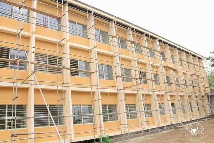 DBenteke's tweet photo. La réhabilitation des homes de l'université de Kinshasa, sous l'impulsion du chef de l'État @fatshi13 .

@CivuadiKalanga @normel_kabeya @JPinganay https://t.co/uWpdYBOg0P