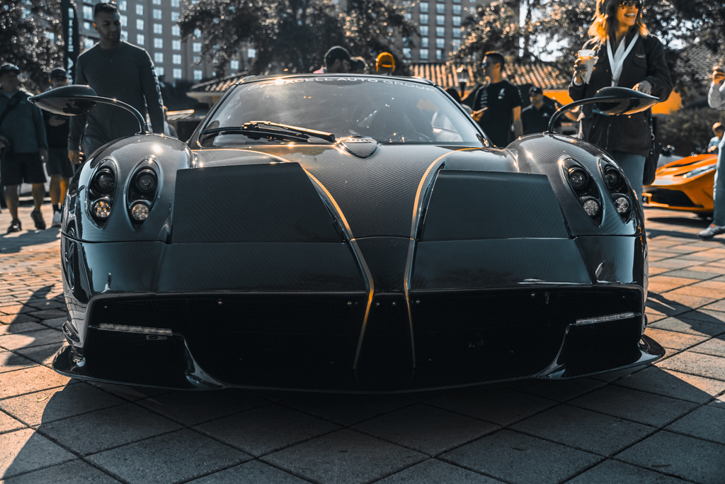 JetMediaProduc1's tweet photo. Some stunning shots by our CEO @eddie_pemberton This Pagani Huayra Roadster is a work of art.

#jetmediaproductions #orlando #carshow #carmeet #pagani #cars #supercars  #carsandcoffee #exoticcars #Huayra  #car #paganihuayra #luxury #carswithoutlimits https://t.co/OX8QpgKs2a