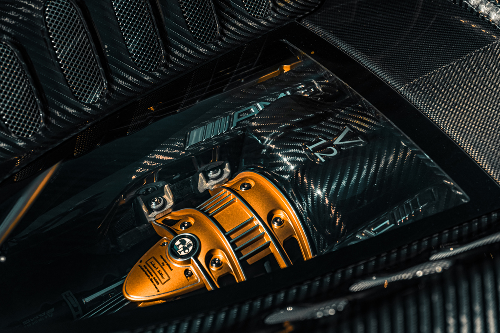 JetMediaProduc1's tweet photo. Some stunning shots by our CEO @eddie_pemberton This Pagani Huayra Roadster is a work of art.

#jetmediaproductions #orlando #carshow #carmeet #pagani #cars #supercars  #carsandcoffee #exoticcars #Huayra  #car #paganihuayra #luxury #carswithoutlimits https://t.co/OX8QpgKs2a