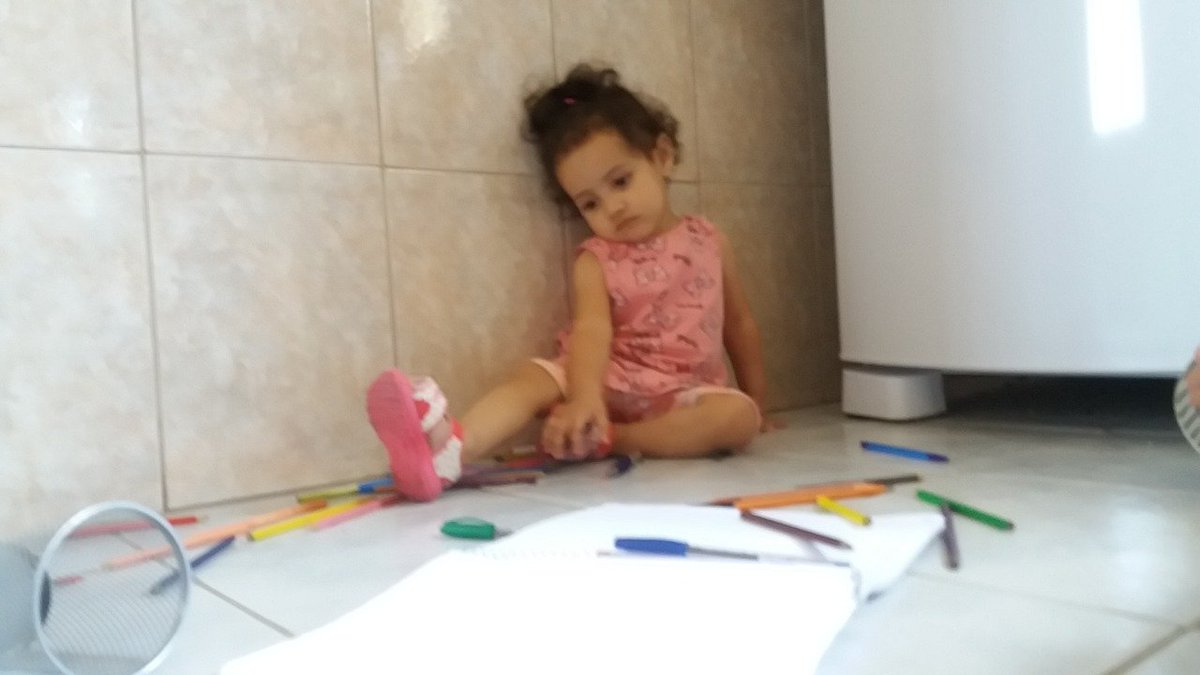 euserwalker's tweet photo. primeiro dia do ead //// hoje em dia no ead https://t.co/O3LfkWvNns