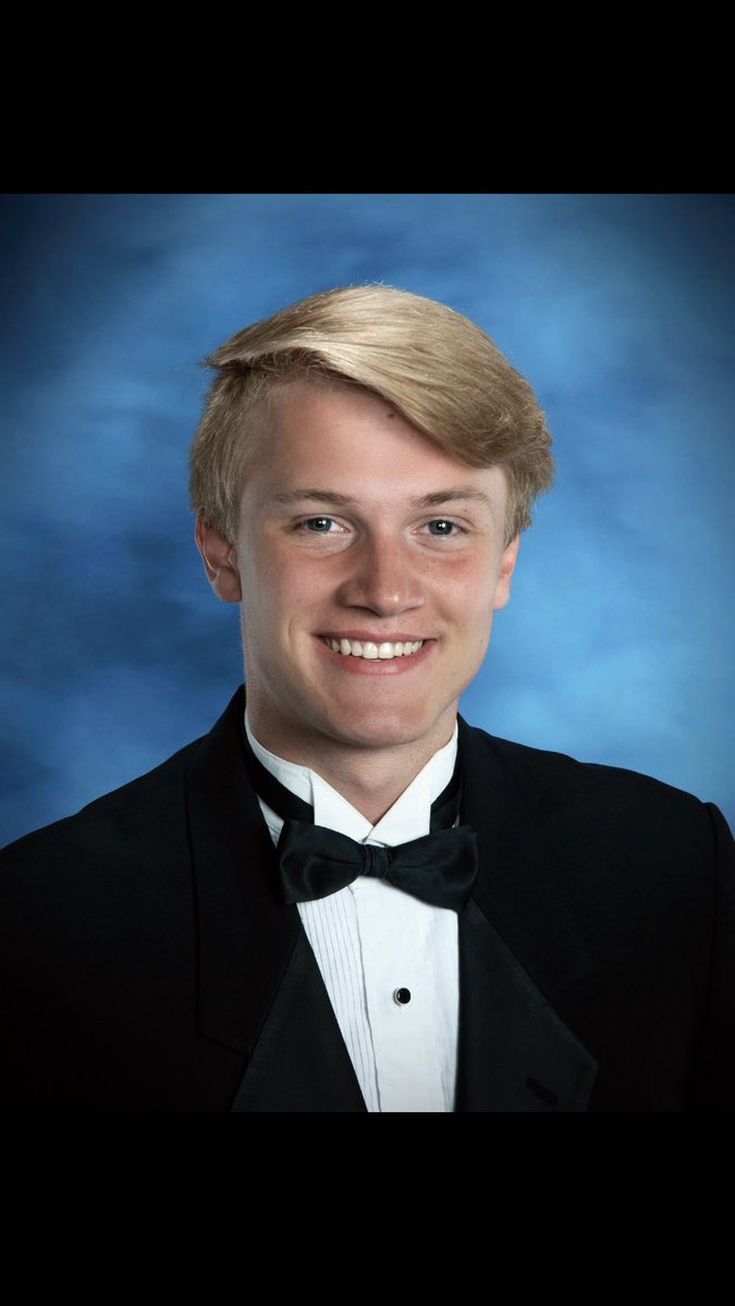 SENIOR SPOTLIGHT🥳
David Clay Jr. has been a Beta Club member for 3 years. David’s favorite memory with Beta was OKC Nationals! His biggest accomplishment was making states for basketball. Read the rest of this spotlight- instagram.com/p/CAJQhlgnP1h/… <a href="/nationalbeta/">National Beta</a>