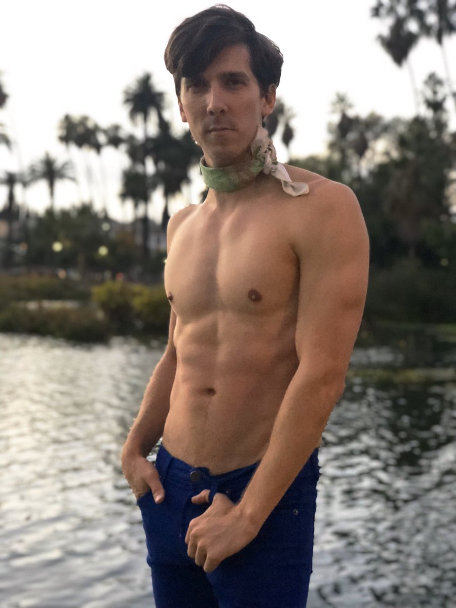 TripLangley's tweet photo. #waybackwednesday We added a silly neck accessory during a @transplantsweb promo shoot, so naturally I had to do some ridiculous shirtless shots with it #thisisnormalright (π· 10-18-19) #comedy #beforecorona #mylifeinlosangeles #transpLAnts #fitnessmodel https://t.co/MnwqePnOnZ