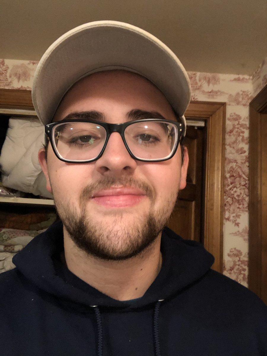 SENIOR SPOTLIGHT🥳
Zeke OC has been a Beta  Club member for 3 years. Zeke’s favorite memory with Beta was the quiz bowl competition at state convention. Read the rest of his spotlight- instagram.com/p/CAJQ4dTnCz_/… <a href="/nationalbeta/">National Beta</a>