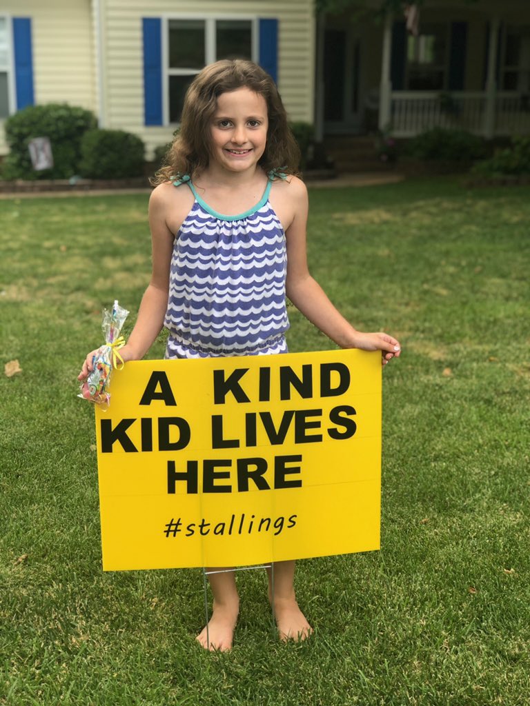 strauchsclass's tweet photo. Kindness happening all around! These #KindKidsoftheWeek are helping spread kindness by writing thoughtful notes and other generous RAK’s. So very proud of you Regina, Scarlett and Emanuel! @ceekayegan @RobertsRascals @MrBagshaw @lgaddy72 @StallingsES @AGHoulihan https://t.co/1sQMpHIcrJ