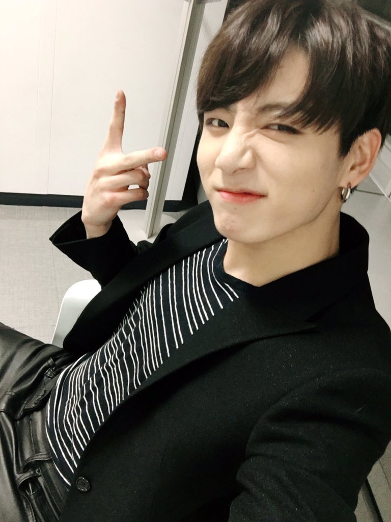 almost all of jungkook’s selcas since debut ー a long ass thread
