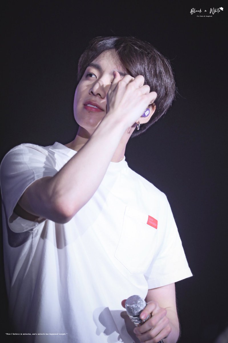 kookpiics's tweet photo. Ethereal.
#JUNGKOOK #정국 @BTS_twt https://t.co/dVglIvXGmI
