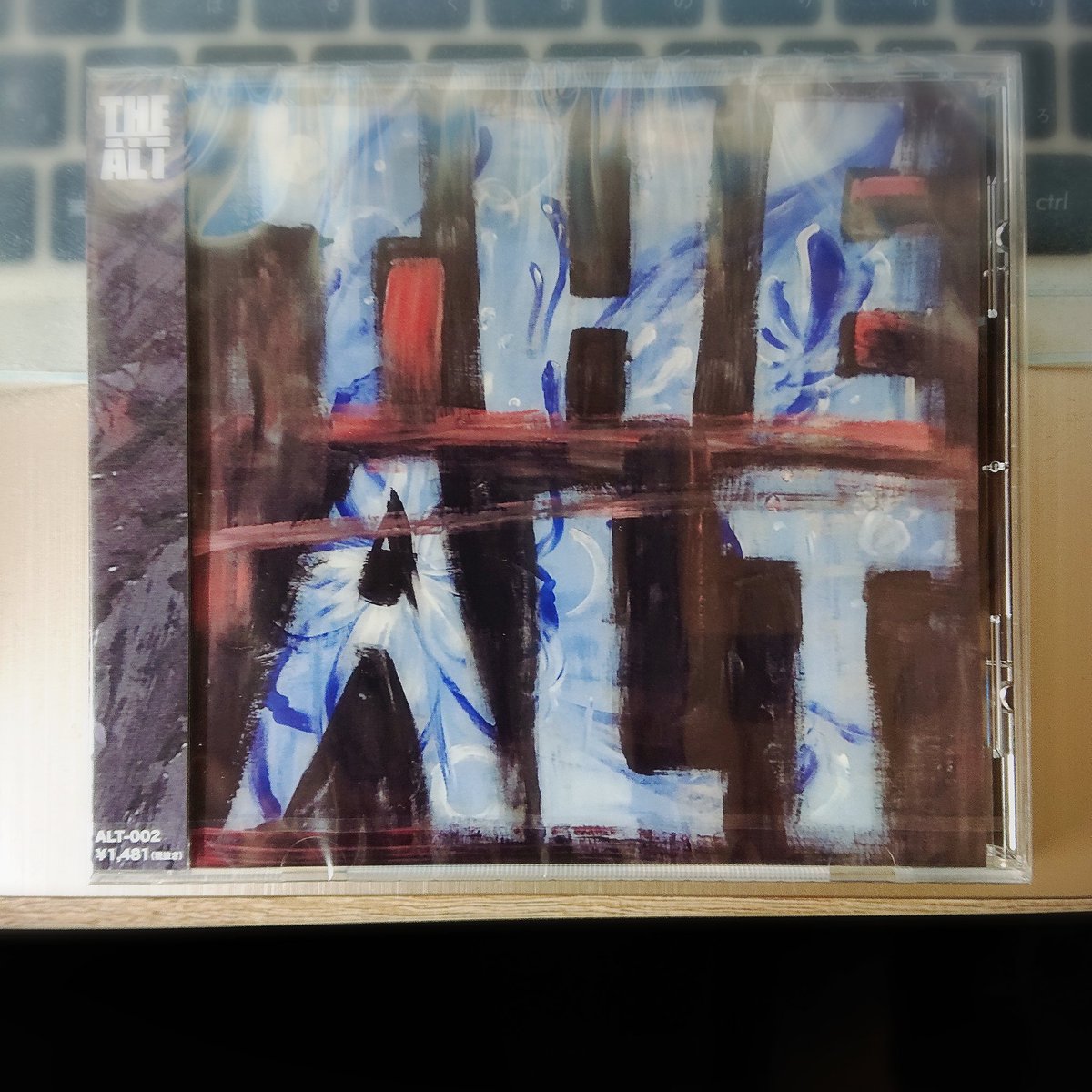avalan_miyuki's tweet photo. 届きました✨ありがとーうございます!!!
いっぱい聴きます😭
#Shunp
#THEALT https://t.co/nwwwuqjcQH