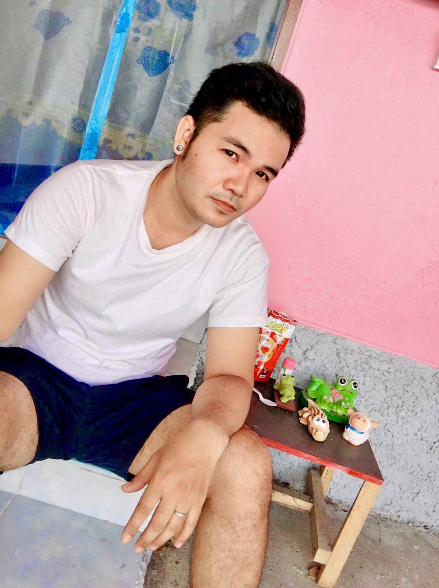 ก็เค้าเองไง..ที่เทอหันหลังมาเมื่อไนก็เจอ😌☺️😒