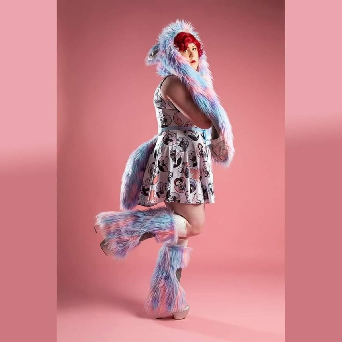 tifftwinkle's tweet photo. Reposting @tifftwinkle: for #ThrowbackThursday as I felt incredible doing this shoot would 100 %do it again 😍 
. 
. 
#pastel #pastegirl #pastelgoth #ravekitty #raver #ravegirl #pastelaesthetic #nekoraver #thephotostudioaustralia https://t.co/uijJkKgTXP