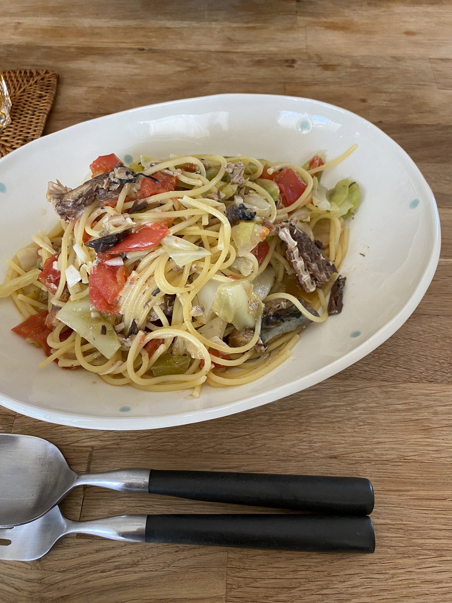 あやの ホットクック365 ホットクック ワンポットで サバ缶とキャベツのトマトパスタ サバ缶 水煮 1缶 トマト 1個 キャベツ 3枚程 パスタ 0g 2人前 オリーブ油 大さじ2 お湯 0ml 次250で 塩 総重量 0 6 手動 煮物 まぜあり 5分 放ったらかしで あやの ホットクック365 ホットクック ワンポットで サバ缶とキャベツのトマトパスタ サバ缶 水煮 1缶 トマト 1個 キャベツ 3枚程 パスタ 0g 2人前 オリーブ油 大さじ2 お湯 0ml 次250で 塩 総重量 0 6 手動 煮物 まぜあり 5分 放ったらかしで