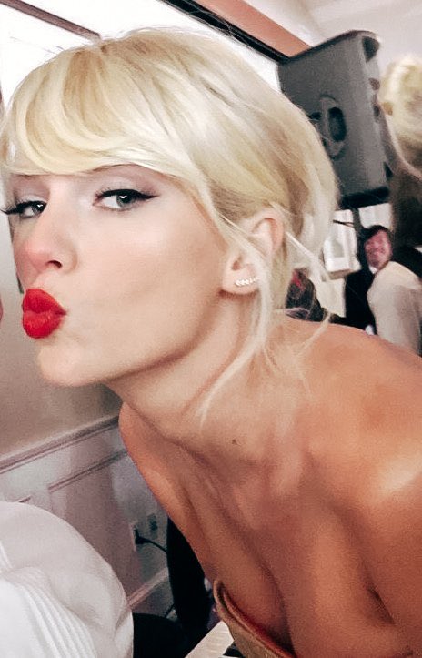 IconicLohan's tweet image. 💋