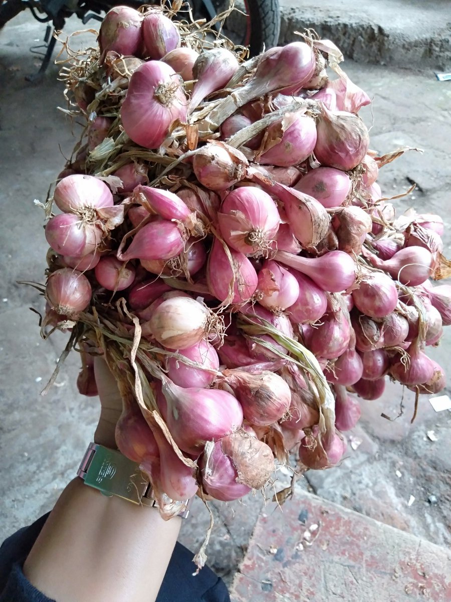 riyantidifa's tweet photo. Kerjaaa terusss sampe lali rasane dolan 🤣🤣 https://t.co/ubbrux5yU3