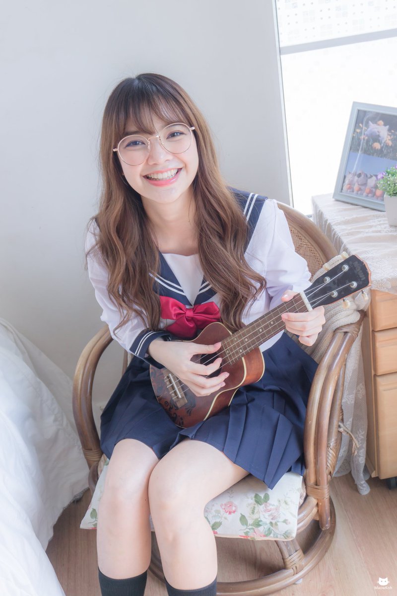 DEVILmechanical's tweet photo. Ukulele ,, 🎵
..
【 Follow 】
Facebook : https://t.co/bFq1jsIJKp
Instagram : https://t.co/tkkU1rEbFX
__________
#LarmethANNA #LarmeDollsAnna #Larmeth #AnnaTaimeili #MaowkohGallery https://t.co/aIkwyGnkew