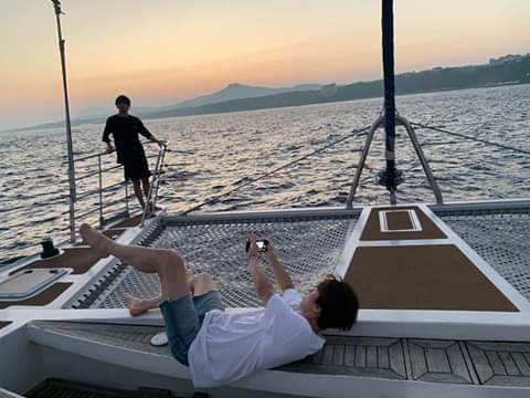 gelcanaleja's tweet photo. taehyung posted these pictures on weverse then deleted it,, but whoops armys are fast 😗🤙 https://t.co/AyjT1QAydf