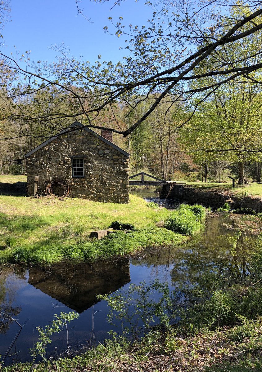 maryannm111's tweet photo. Look beyond the sadness and toward the beauty of spring. #historicwaterloo #waterloovillage #reflections #historicnewjersey #beautifulnewjersey #spring2020 https://t.co/3kxji7Qn1J