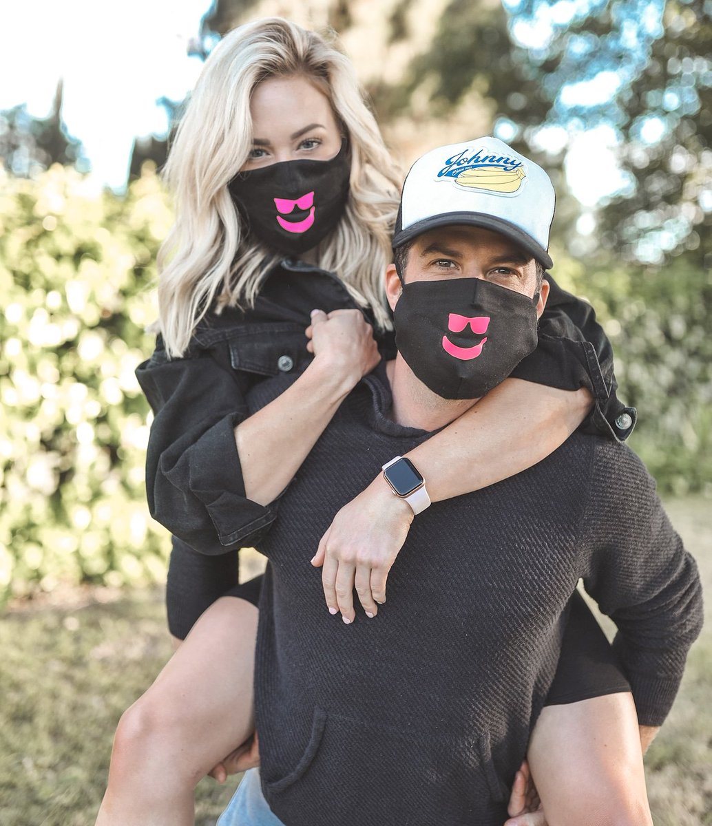 johnnybananas's tweet photo. Pretty in Pink ๐ท๐ท๐(Take a wild guess who's idea these were)
https://t.co/sXvRFxdDCt
โข
#QuarantineCollection #BananaSwag #quarantinelife #thisviewisbananas https://t.co/15crv79UB2