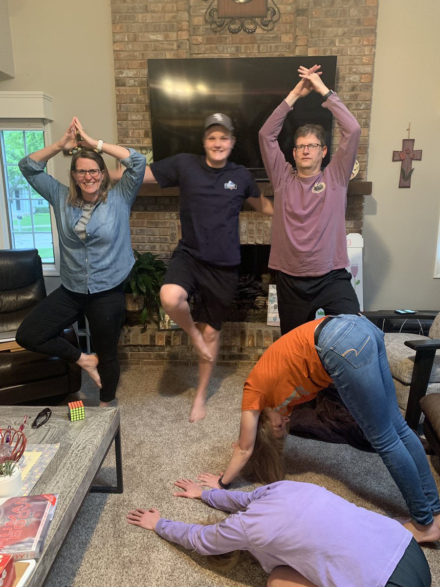 Sarah Williams tweet media