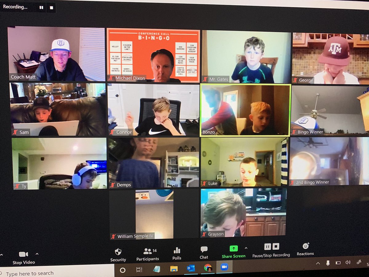 LegendsSilver10's tweet photo. Busy night for the #SilverLegends. Baseball card discussion, B’s for their helmets and Bingo! 🐝 💡 https://t.co/f1j1PvNwJj