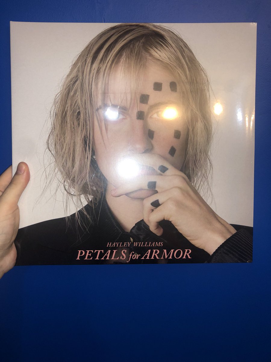 mikeloveshayley's tweet photo. All I wanted was a nice picture of my vinyl... https://t.co/NUZu8olp0w