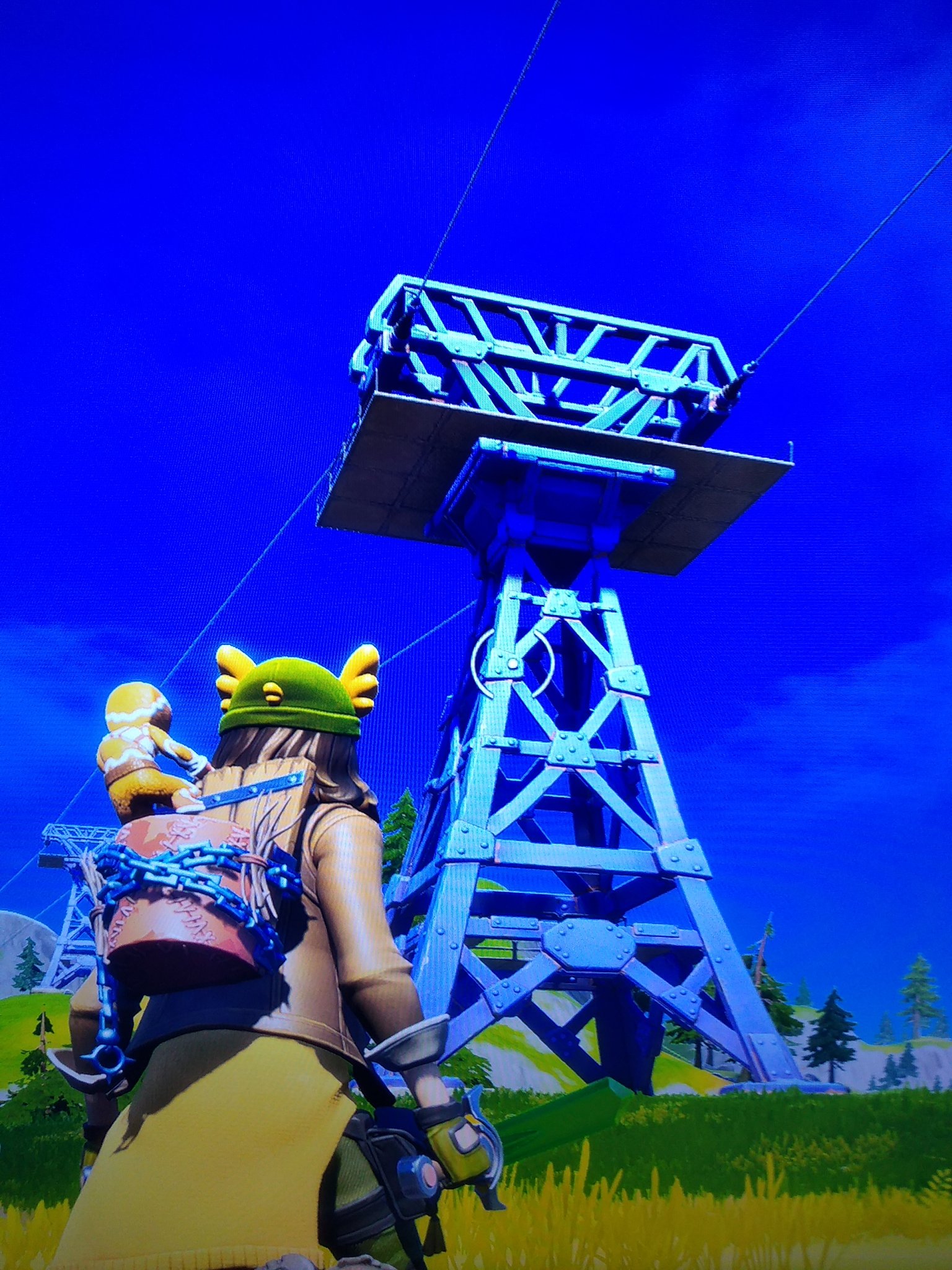 تويتر くろくも على تويتر 歩き疲れたので あの送電線のジップラインに乗って帰りたいです Fortnite フォートナイトの世界 ジップライン 送電線 鉄塔 T Co E63nmiv43v