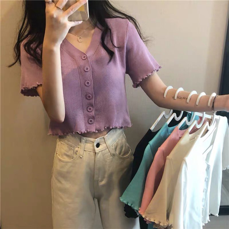 13febulous's tweet photo. ถ้าเปิดพรีเสื้อแบบนี้ ตัวละ 100 สนใจมั๊ยค้าาาา ค่าส่ง 30/50 (มากกว่า 3 ตัวคิดเพิ่มตัวละ 5฿ ค่า) #พรีออเดอร์เกาหลี #เสื้อผ้าสไตล์เกาหลี #แต้วณฐพร #โควิด19เราต้องรอด https://t.co/J0Gq1gTtrC