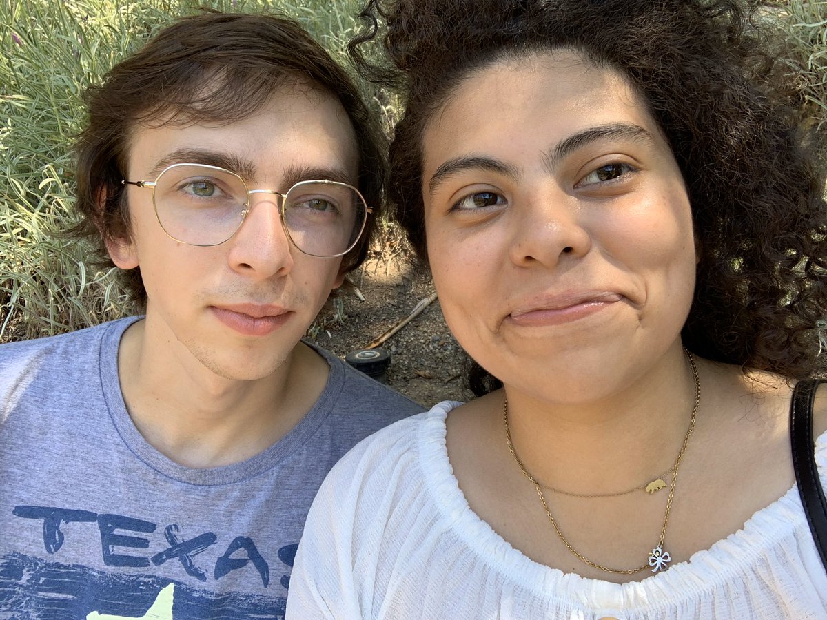 ceciliacrossing's tweet photo. i reached 100 followers, i figured i’d do the face reveal thingy?? so me + boyfriend vs. us in-game vs. my favorite villagers (bc i couldn’t narrow it down to one) https://t.co/e0v36XwWP5