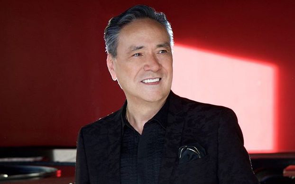 deprimeramano's tweet photo. Lamentamos el sensible fallecimiento de @YoshioOficial, por complicaciones de COVID-19... Nuestro más sincero pésame a su esposa Marcela, y a toda su familia. Descanse en paz https://t.co/UPcSHqjnKh