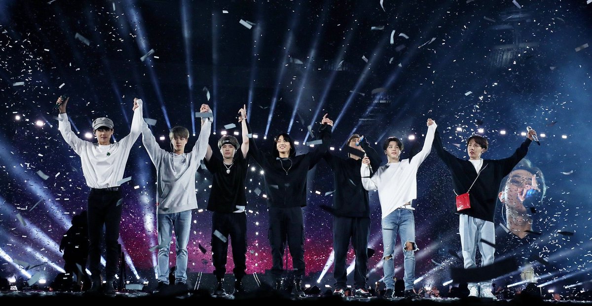 iconic bts concert outfits, a thread ;;