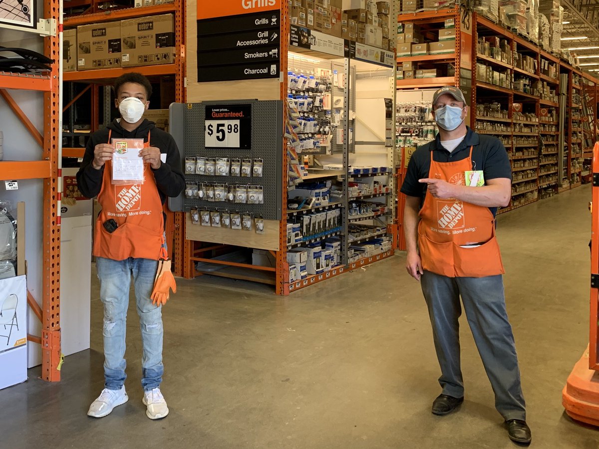 Julie Giattino tweet media