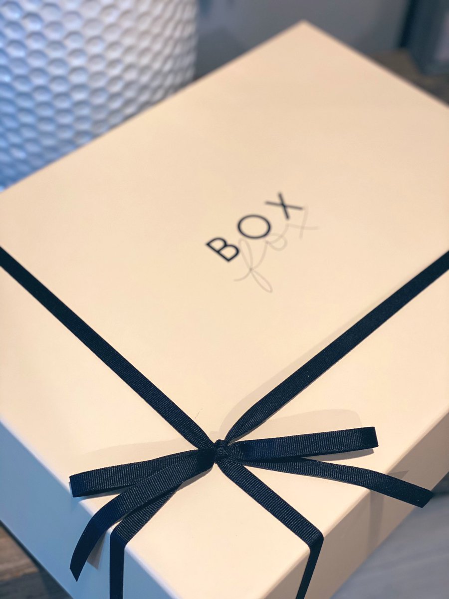 Dupree's tweet photo. Thank you thank you to my amazing teammates on both coasts for showering @AliciaDupree & I with some perfect gifts for baby girl Dupree. Incredibly thoughtful and will all be put to good use!
#Twittertainment you are the best 🙏 @ged @JenP https://t.co/sqXQUsT5Pu