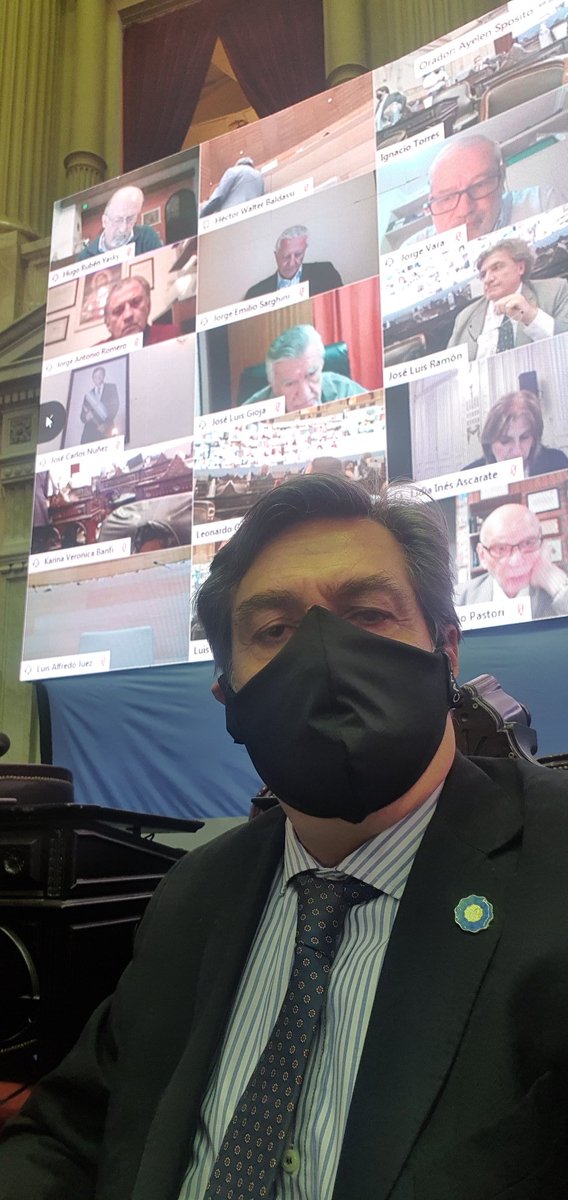Alfreschiavoni's tweet photo. Ahora sesionando desde el recinto @DiputadosAR https://t.co/K4nuLPt68Q