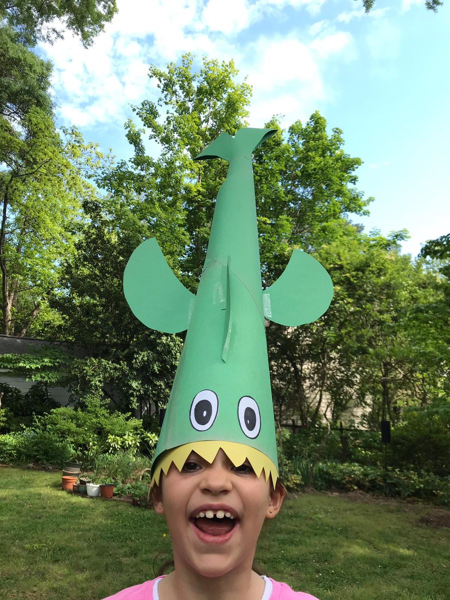 KeyPta's tweet photo. Wacky Wednesday! ¡Miércoles loco! #KeySpiritWeek @KeySchoolAPS #somoskey @MPerdomo_KeyES https://t.co/lumxDVoqpr