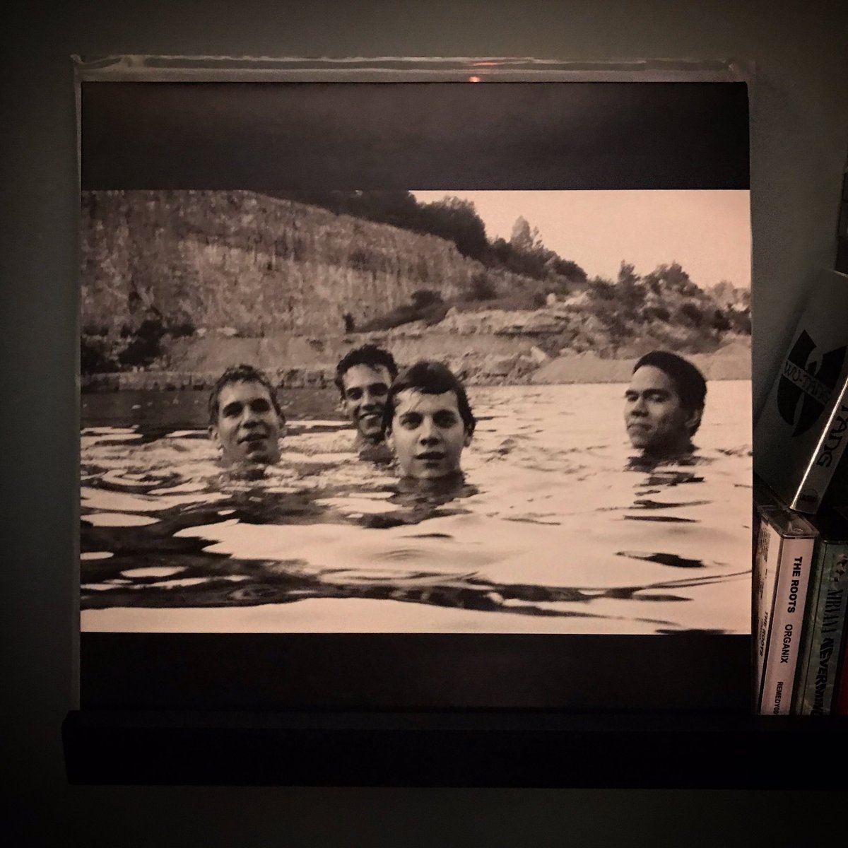 letterstapehead's tweet photo. #quarantinelistening: Slint — Spiderland (reissued ?, @touchandgorec)
-
#slint #slintspiderland #toddbrashear #davidpajo #brianmcmahan #brittwalford #touchandgorecords https://t.co/jZcor5V56O