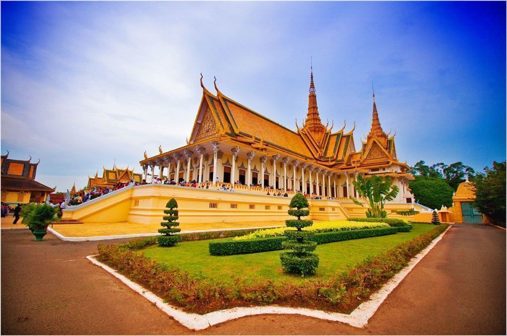 seyhasam's tweet photo. https://t.co/KfOtUti2pa
Kingdom of #Cambodia - Beaches, the Capital and Angkor Wat @TheMindsBIowing | #Retweeetttt and #folloMe https://t.co/mxP9zHz7Mj