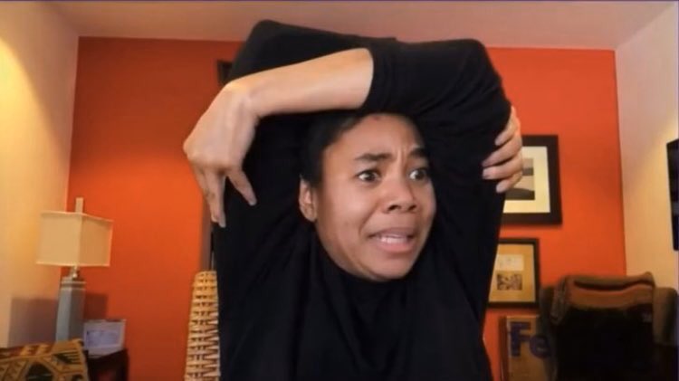 This how Courage be looking at Muriel in every episode.