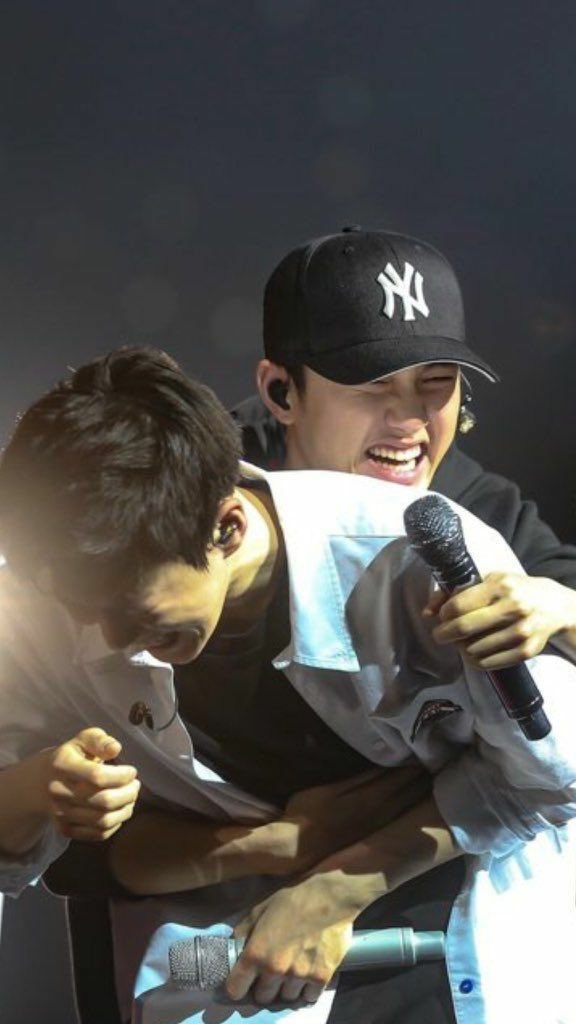 inksoomissedit's tweet photo. Our dearest leader, Wishing you well on your enlistment! Come back and in the words of Kyungsoo, be healthy 💜 

#LetsMeetAgain_SUHO

#도경수 #디오 #DO (D.O.) #DohKyungSoo @weareoneEXO https://t.co/QM6NQyhYMF