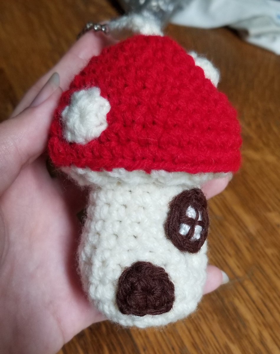 _KnottyHooker's tweet photo. Custom mushroom stash pouch keychain! Holds approx 3 lighters for size reference. Perfect for hiding goodies, chapstick, lighter, vape, ect
NFS. Customs avail.
#crochet #fairyhouse #stashpouch #mushroom #handmade #smallbusiness #smallbusinessowners #HandmadeHour #womaninbizhour https://t.co/daySNqCS3R