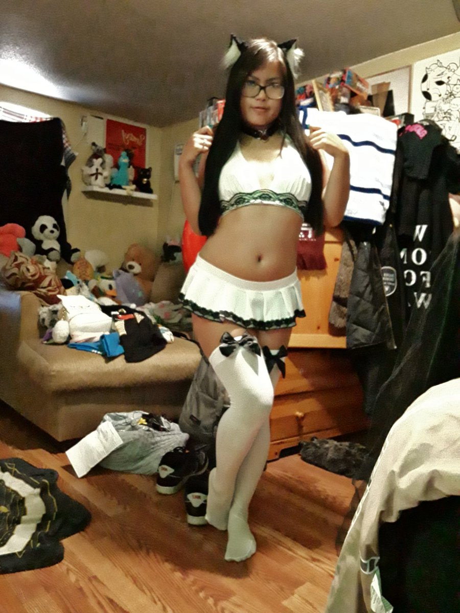 littlekittenkay's tweet photo. #kittenplay #kittengirl #petplay #petgirl #petplaycommunity #kittenplaycommunity #nekogirl #catgirl #bdsm #submissive #kink #subgirl #petplayer #kittenplayer #kittenplaygear #kittengear #masterskitten #petplaykink #kittenplaybdsm #petplaybdsm #bdsmcommunity https://t.co/9kI5YC2Zuq