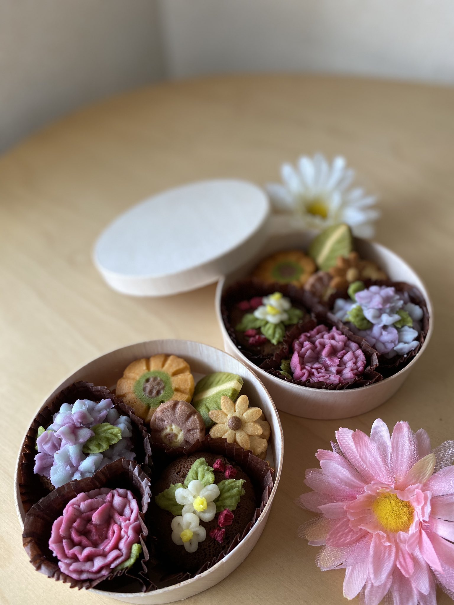 Yuki I 母の日に フラワーケーキと アイスボックスクッキーの詰め合わせ えん93のアイスボックスクッキー あんの花が咲くお菓子 T Co K1gxgckrxd Twitter
