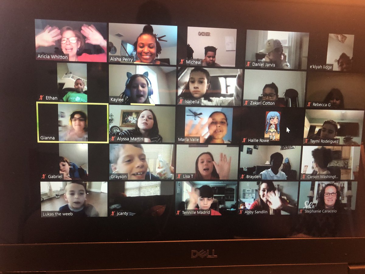 PitnerCounselor's tweet photo. We had a great day with about 30 3rd-5th grade students showing up to our College &amp; Career Zoom Games!! I think the Career Scavenger Hunt was a hit!!😆 Thanks to our staff contestants for joining us too for some fun! #pitnerpride 🎬🧑🏽‍🚒🧑🏼‍🎨👩🏻‍🔬🧑🏼‍🍳👮🏾🚒📖 https://t.co/maYNc8MADt