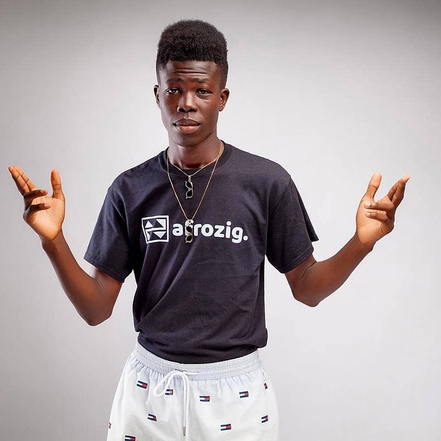 AbdulOptimisti2's tweet photo. Professional And Unique Dancer(Warrior Recoba) @WeRepDcryme @CrissWaddle @eno_barony @bisa_kdei @Articlewan https://t.co/JJwembaK7e