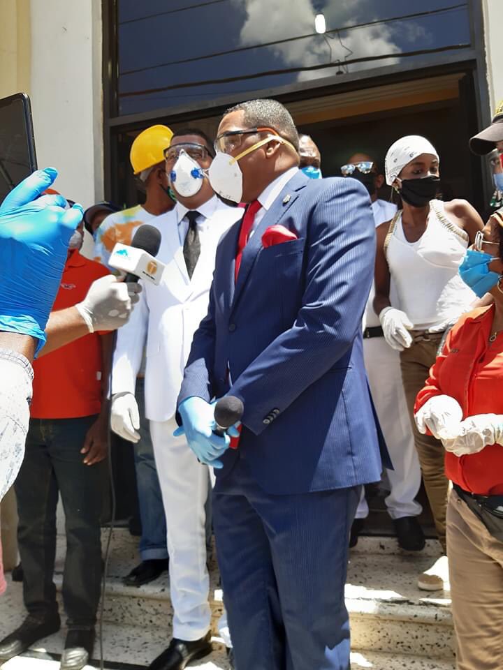 Ahora es cuando la lucha se intensifica por el dinero de los trabajadores. Si apoya la entrega del 30% AFP., usa el Hashtag #ApruebenYAmi30AFP
#Quieromi30AFP 
#Desapoderamiento30AFP