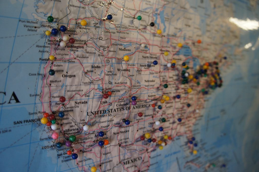 TheBossShow's tweet photo. Federal versus State control and how it relates to your business via Path Forward - https://t.co/JoWjKPuKXW https://t.co/d6PerdNk4e