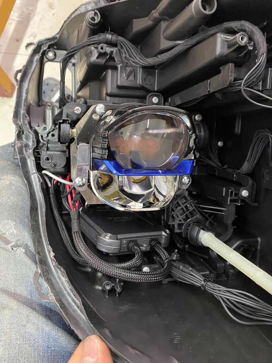 Tirtim Laser today: Buick GL8 * Tirtim TLS-500 laser retrofit projectors.
#tirtim #tirtimlaser #tirtimled #retrofit #headlightretrofit #projectorretrofit #customheadlight #buick #GL8