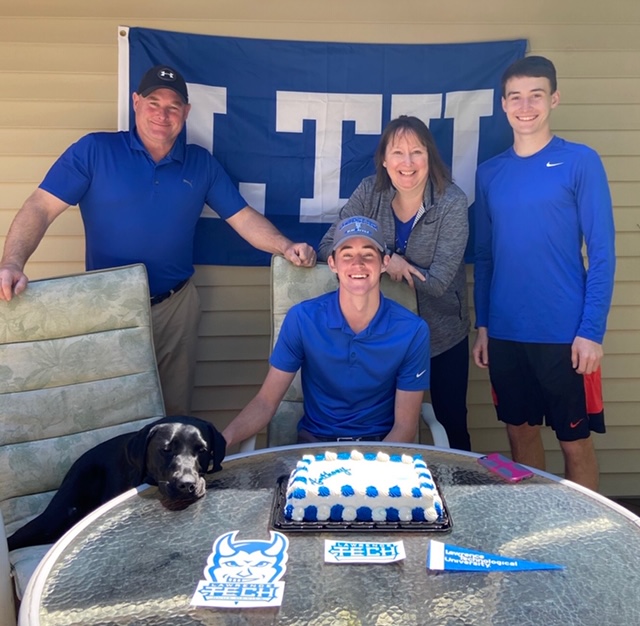 Dowathletics's tweet photo. Congratulations to H.H. Dow's Anthony Zeitler as he signed today at Lawrence Tech University where he will continue to Golf.  So proud of you, Anthony! #ChargerPride #ChargerStrong2020 https://t.co/8dgWda8wWz