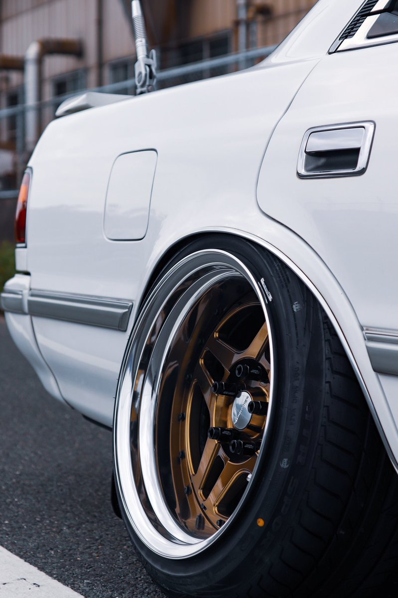 frontline_emc's tweet photo. Frontline
FLS04 16inch OH
Forged 3Peace Wheel
TOYOTA CHASER JZX81
Owner
@inari_anju
Shop
@taka_zerozero8
Special thanks!!
#frontlinewheels
#frontline
#forgedwheels
#fls04
#toyota
#chaser
#jzx81 https://t.co/ZlzShx5fmc