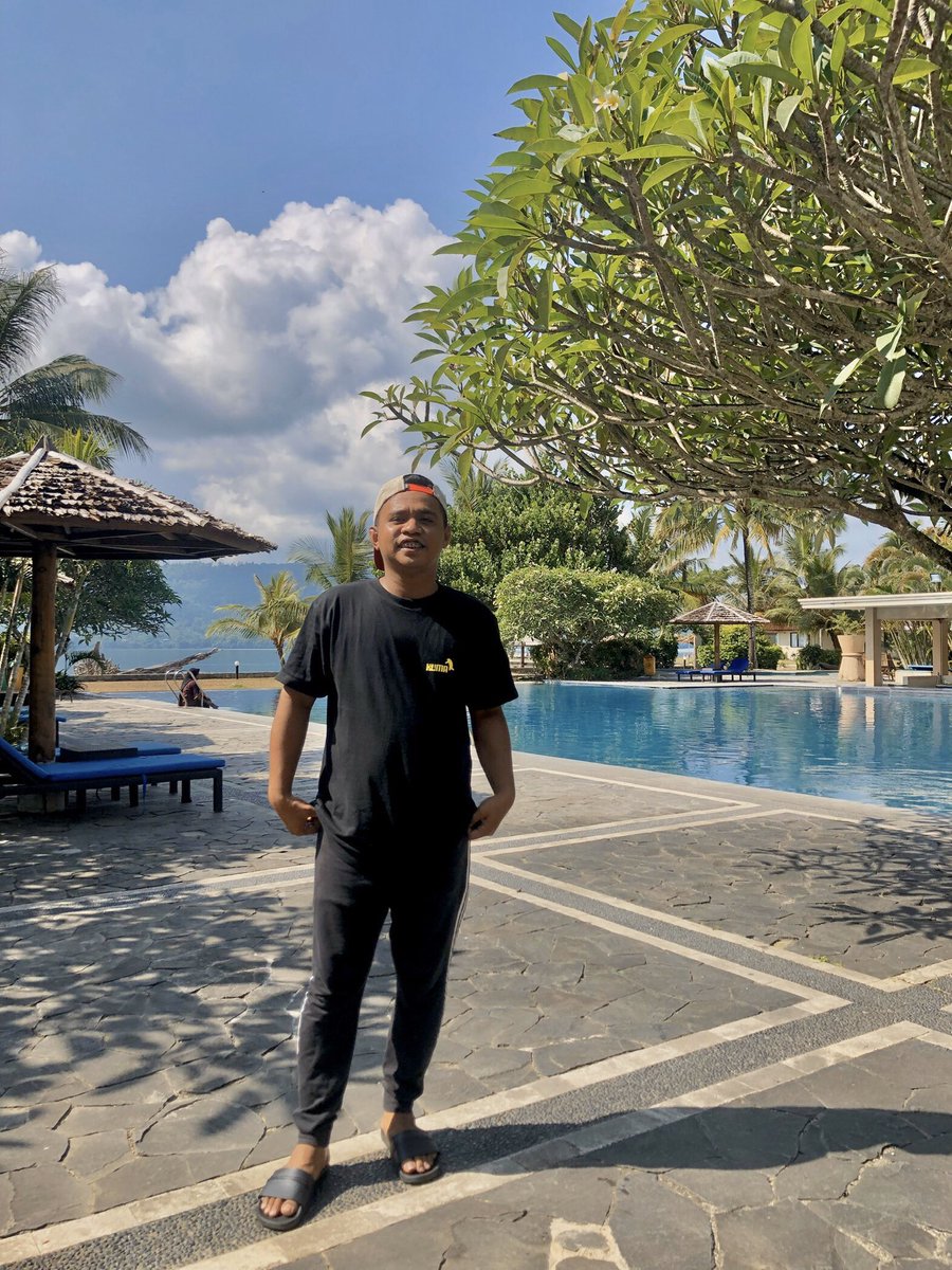 Bwarkor's tweet photo. Nice place #astonambon #hotelnatseparesort https://t.co/cwPWERkcyt