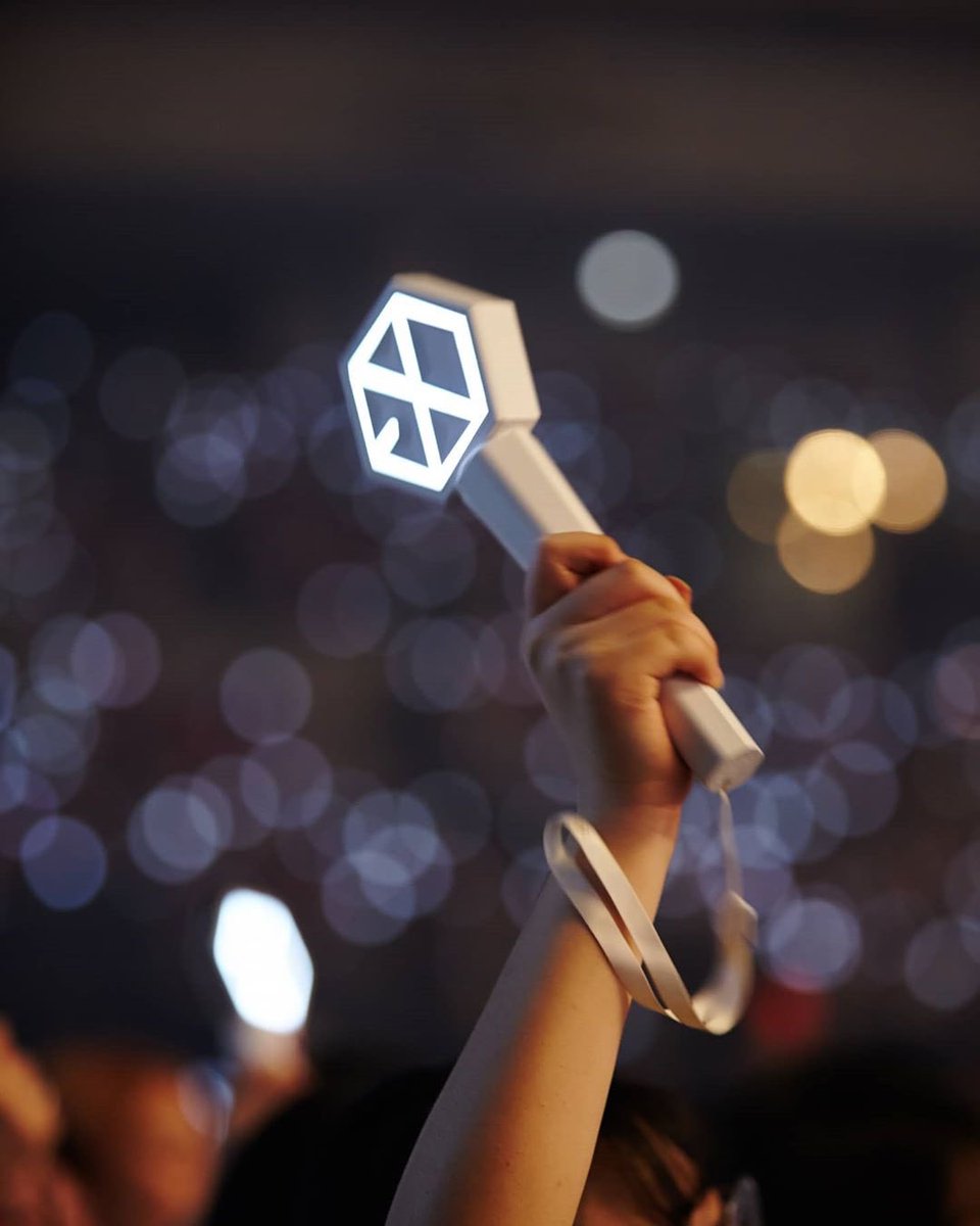 jmcottonday's tweet photo. 아프지말고! 건강하게 잘 다녀와요! 항상 여기 있���게! 기다릴게요❤️사랑해요😭❤️ WE ARE ONE! EXO EXO-L 사랑하자 ❤️ #KimJunmyeon #준면이_기다리는시간도_행복해 #준면 #김준면 #수호 #SUHO #엑소 #EXO #사랑하자 @weareoneEXO https://t.co/V11o9ceYS4