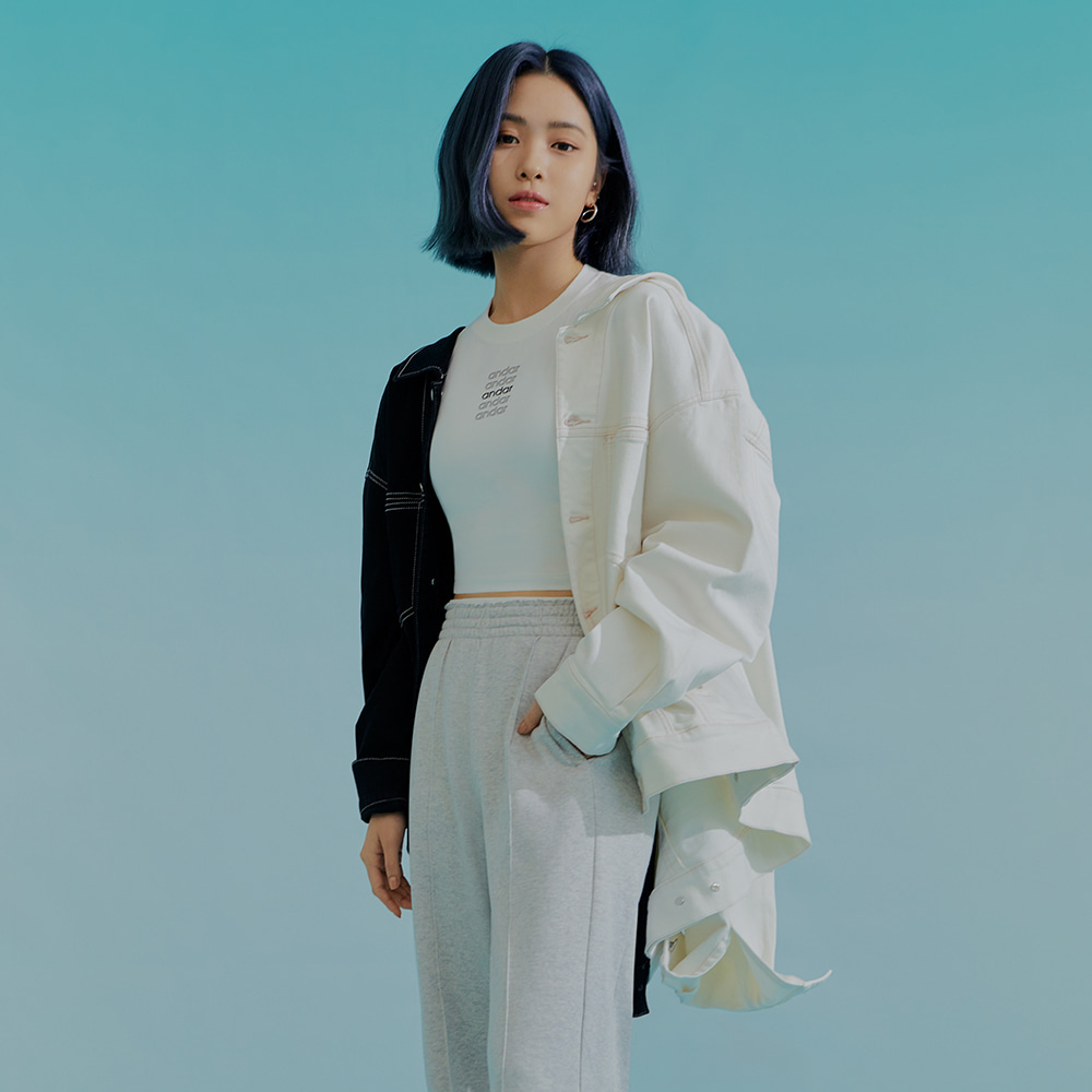 COZYxBEAR's tweet photo. 200514 itzy #Ryujin #류진 x andar it's DENIM https://t.co/qTc8v63w7j